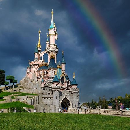 Appartement Chic 5 Min Disneyland/Vallee Village Серри Экстерьер фото
